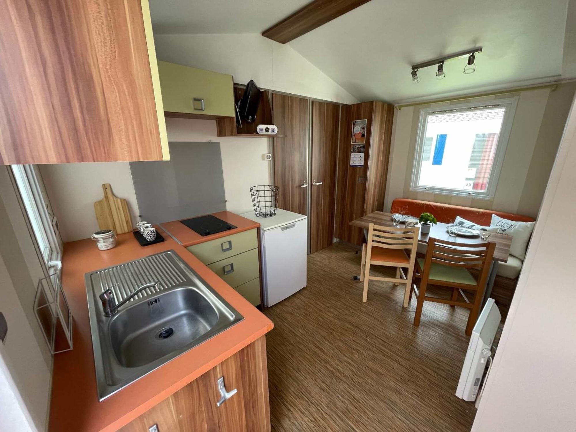 Camping Le Hameau Des Pecheurs Hotel Novalaise Room photo