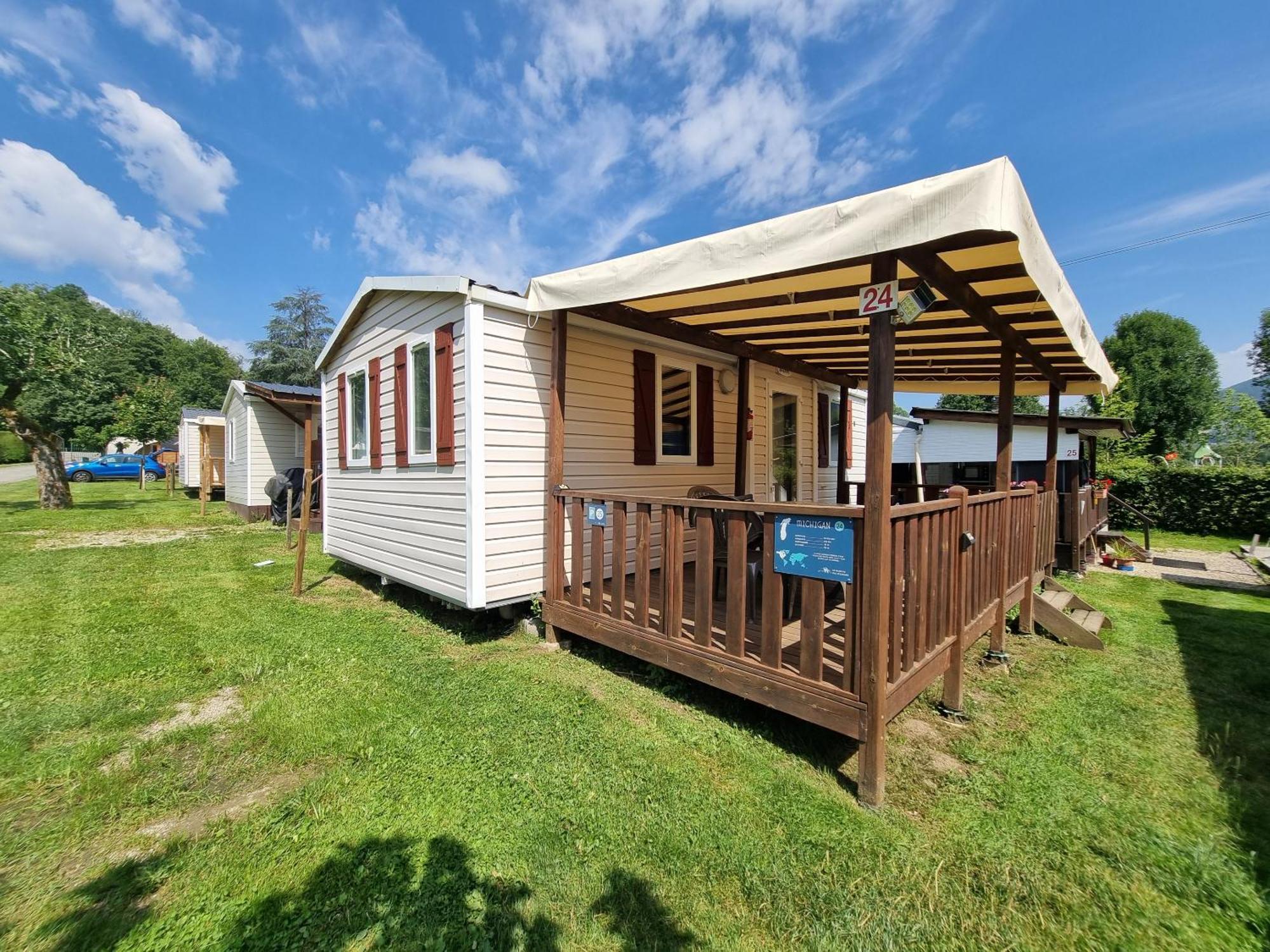 Camping Le Hameau Des Pecheurs Hotel Novalaise Room photo